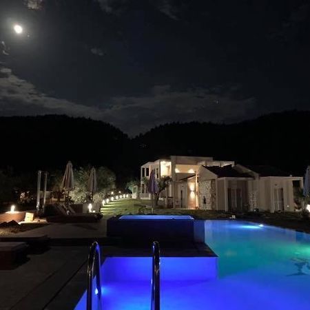 Castella Apartments Вурвуру Экстерьер фото
